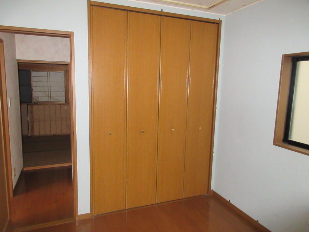 4DK Detached House for Sale in Matsubara, Osaka - 82.59 sqm - Thumbnail 4