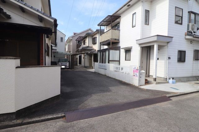 Renovated 3LDK House in Matsuyama, Ehime - Near Ichitsubo Station - Thumbnail 2