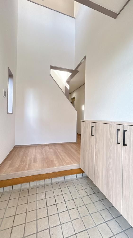 Renovated 3LDK House in Inami, Hyogo | 1699万 Yen - Image 1