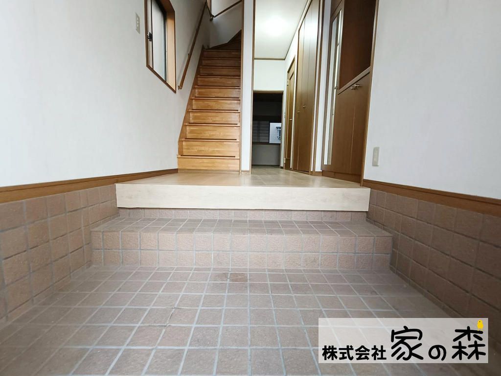 5LDK Detached House for Sale in Fujiidera, Osaka - Thumbnail 3
