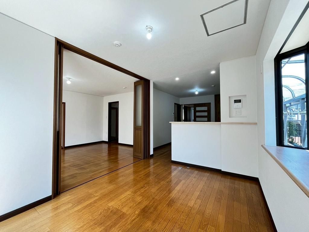 Renovated 5SLDK Detached House in Izumi, Osaka | Near Izumi-Chuo Station - Thumbnail 4