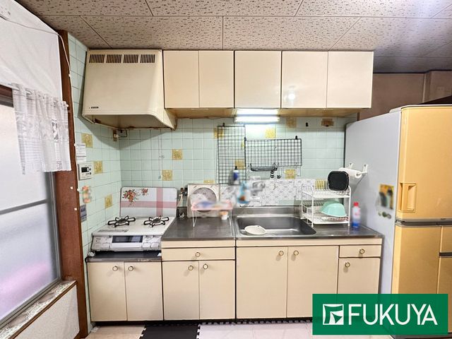 Renovated 5DK Steel House near Wakae-Iwata Station, Higashiosaka - Thumbnail 4