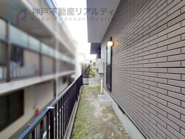 Renovated 3LDK House in Kobe Nagata Ward Near Itadori Station - Thumbnail 3