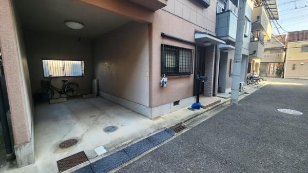 5DK Detached House for Sale in Higashiosaka, Osaka - Thumbnail 3