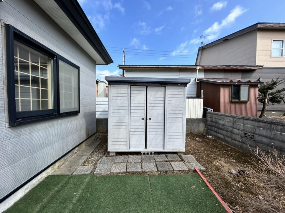 Renovated 4LDK House in Muroran, Hokkaido with Garden & Parking - Thumbnail 4