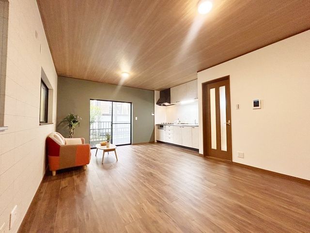 4LDK Used House for Sale in Shiromachi, Yamato-Koriyama - Thumbnail 2