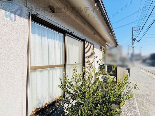 5LDK Detached House for Sale in Minamibeppu, Kobe - Thumbnail 2