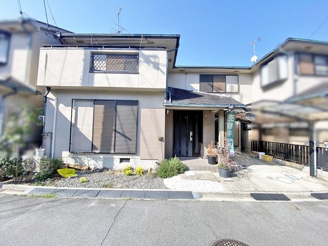 4LDK Used House for Sale in Kashihara, Nara - 107.88 sqm - Thumbnail 2