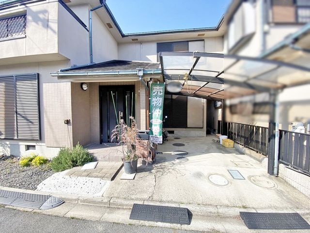 4LDK Used House for Sale in Kashihara, Nara - 107.88 sqm - Thumbnail 3