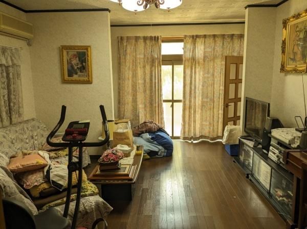 5DK Detached House with Garden Near Kofudai Station, Toyono - Thumbnail 2