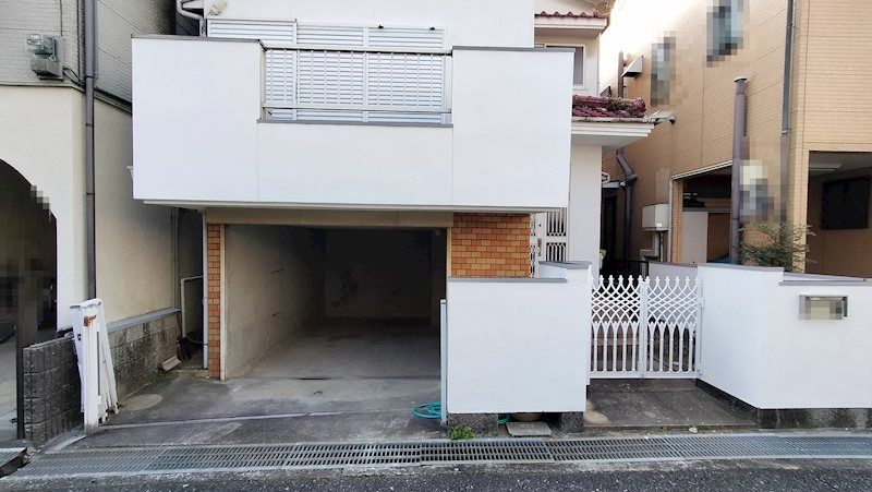 4LDK Detached House for Sale near JR Ibaraki Station, Osaka - Thumbnail 2