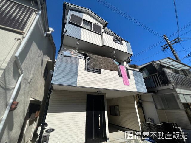 3LDK House for Sale in Toyonaka, Osaka - 102.46 sqm - Thumbnail 2