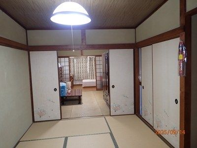 5DK House for Sale in Fushimi-ku, Kyoto - 69m² with Parking - Thumbnail 3