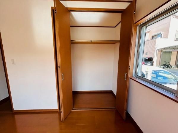 Renovated 4LDK House for Sale in Izumisano, Osaka - Thumbnail 3