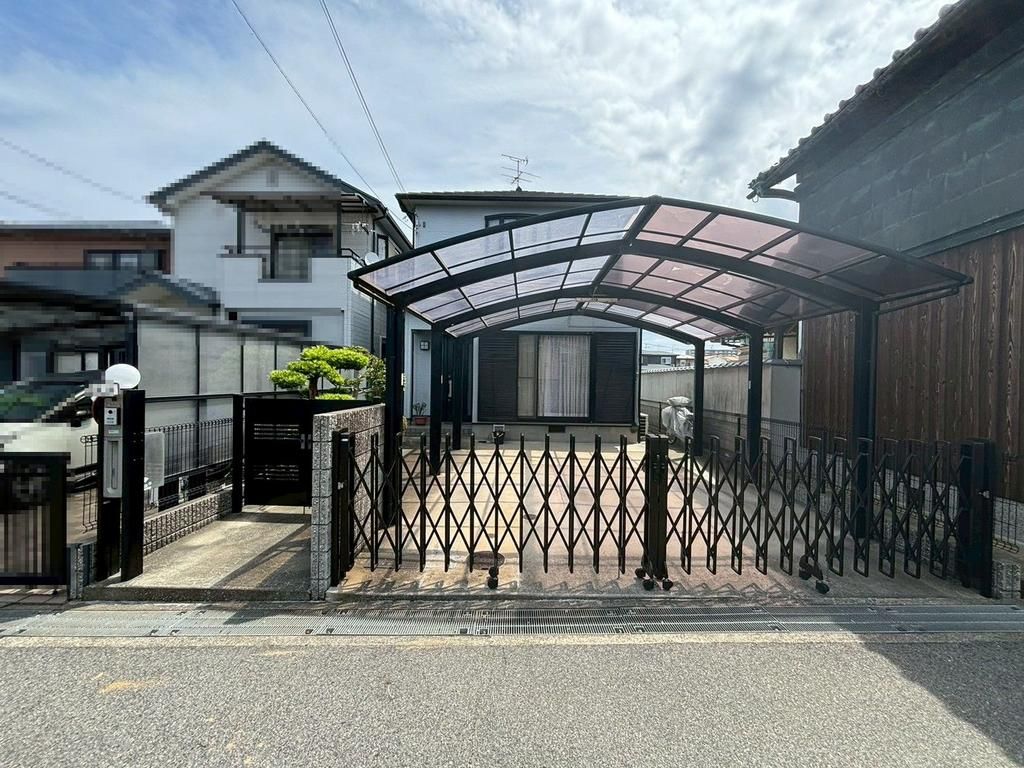4LDK Detached House for Sale in Sakai, Osaka - Spacious Family Home - Thumbnail 3