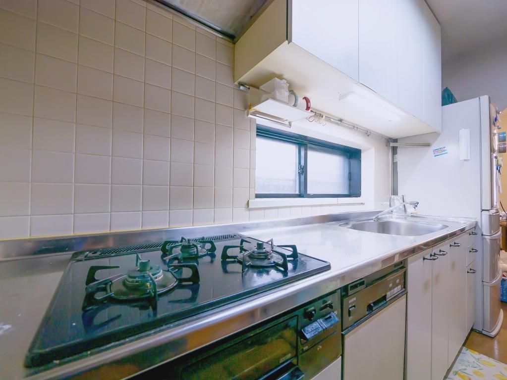 5SLDK House for Sale in Hirakata City, Osaka - Thumbnail 4