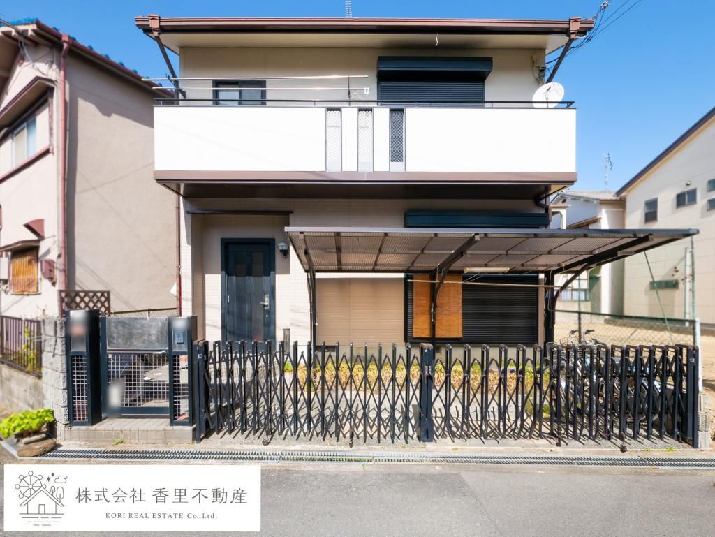 5SLDK House for Sale in Hirakata City, Osaka - Thumbnail 2