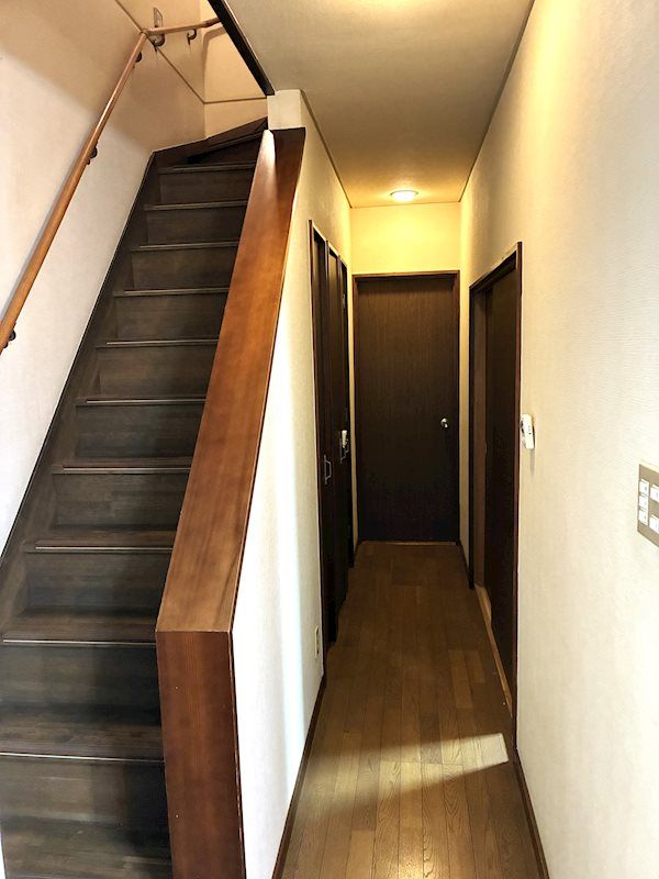 4SLDK Detached House for Sale in Yokkaichi City, Mie - Thumbnail 3
