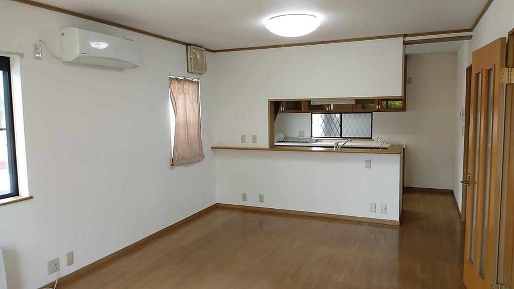 3LDK Detached House for Sale Near Shinkanaoka Station, Sakai - Thumbnail 3