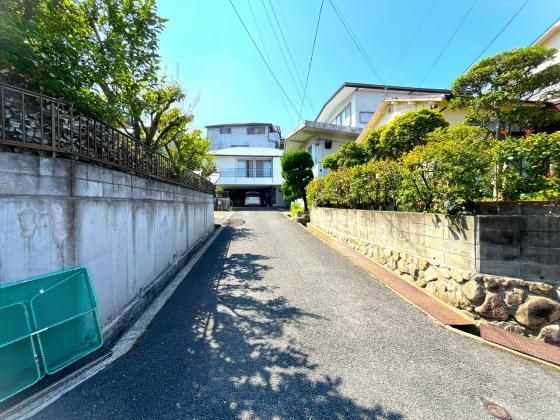 4LDK Corner Lot House in Katano City, Osaka | 1780万 Yen - Thumbnail 2