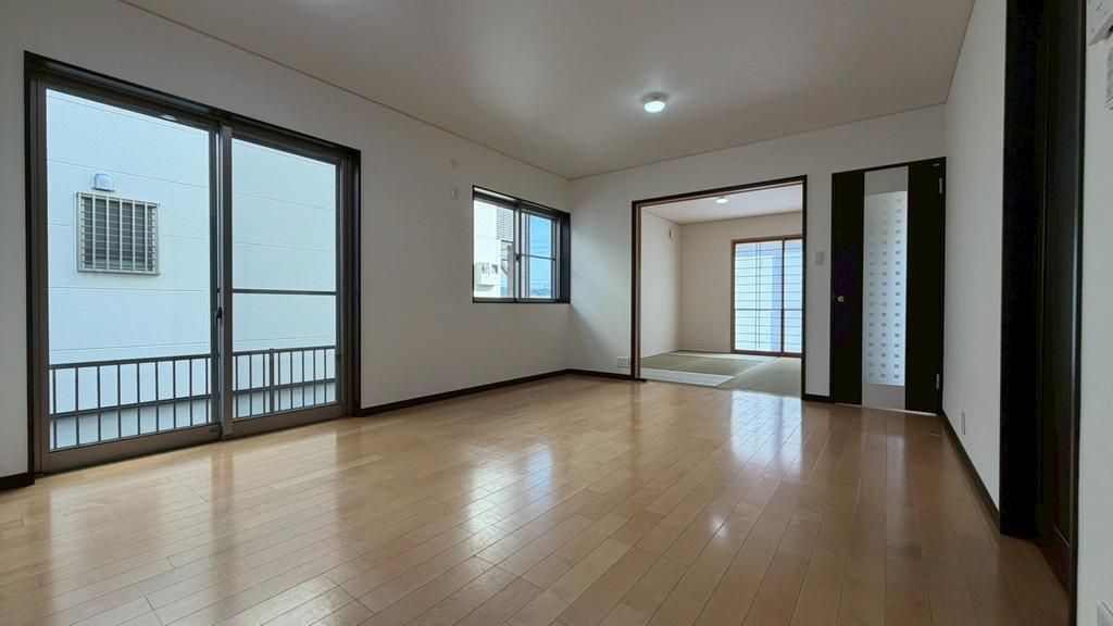 4LDK All-Electric House for Sale in Wakayama City - Thumbnail 3