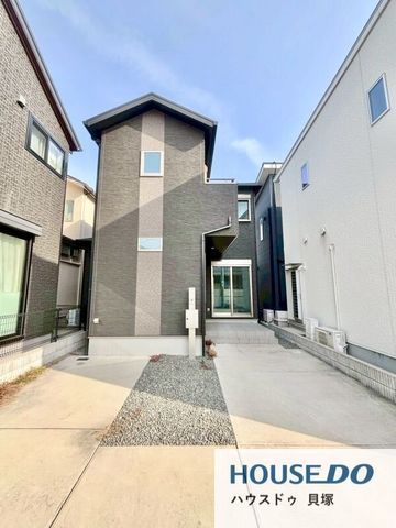 Modern 4LDK House in Kaizuka, Osaka | Near Higashi-Kaizuka Station - Thumbnail 3