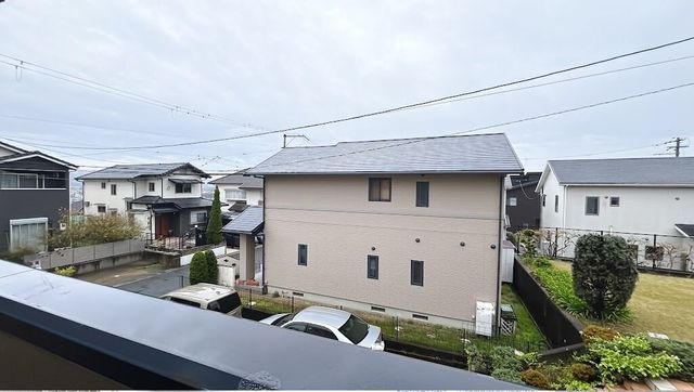 4LDK Detached House for Sale in Ikoma, Nara - 101 sqm - Thumbnail 2