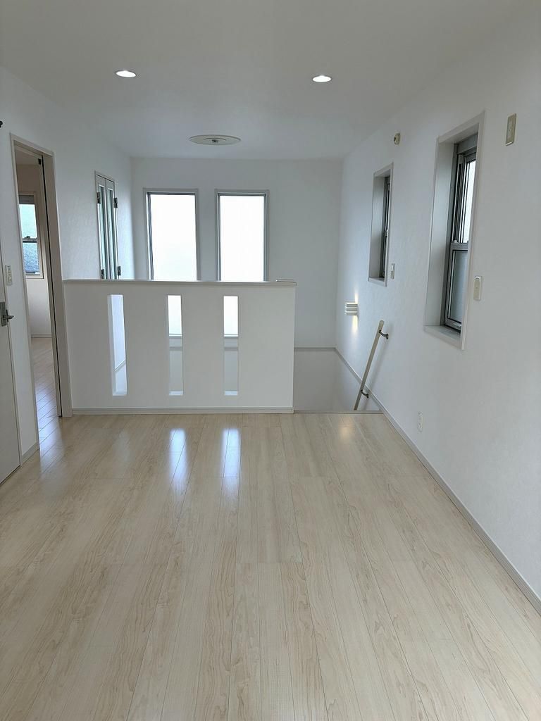2LDK House for Sale in Kishiwada, Osaka - 89 sqm - Thumbnail 2