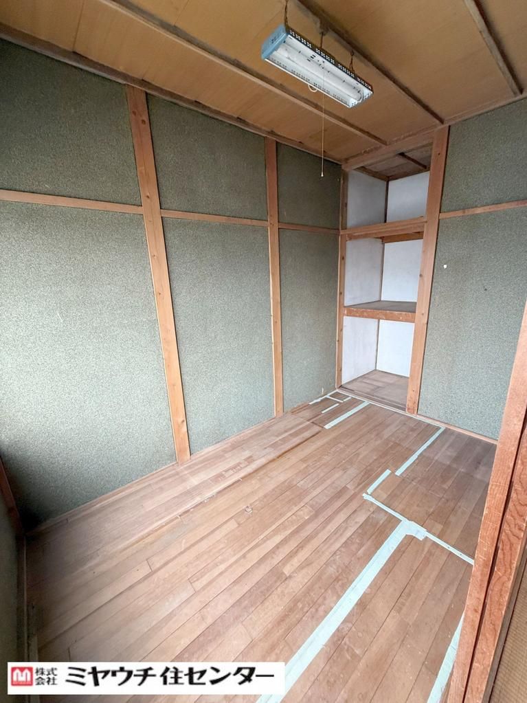 6DK Detached House on 230m² Land in Kashiwara, Osaka - Thumbnail 2