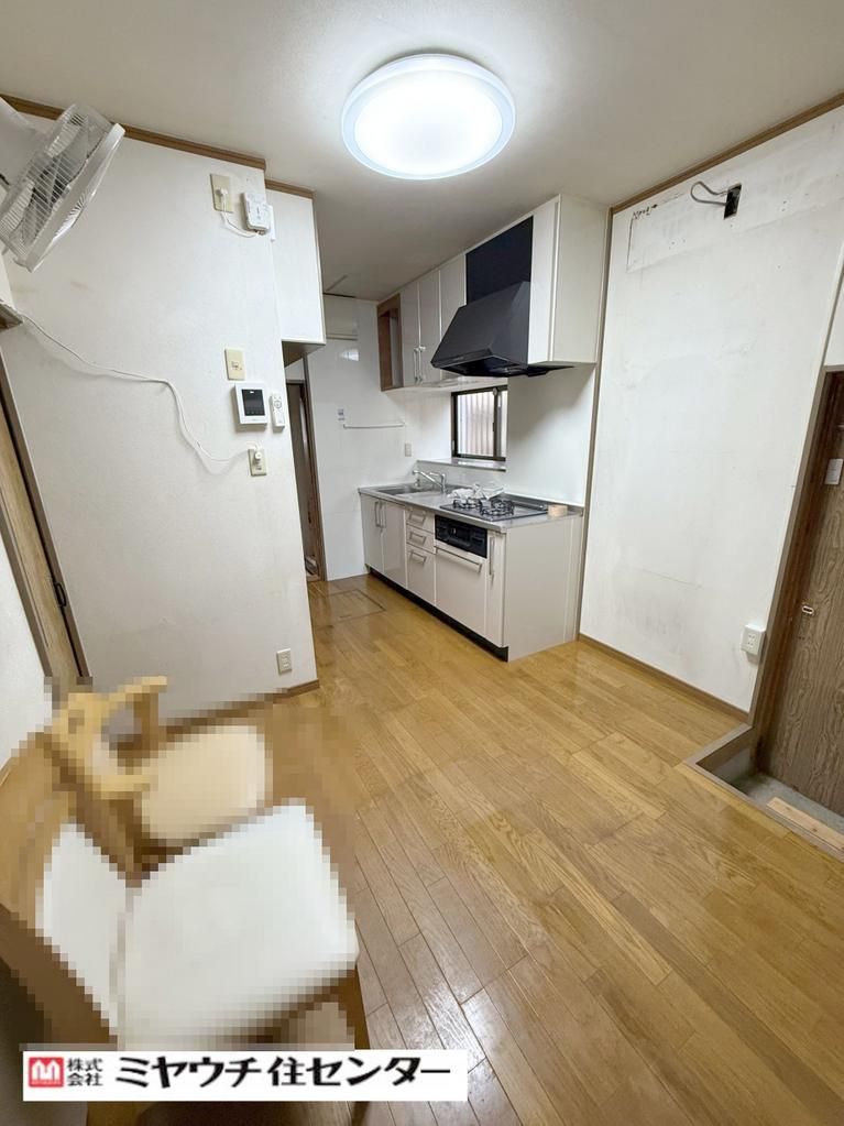 6DK Detached House on 230m² Land in Kashiwara, Osaka - Thumbnail 4