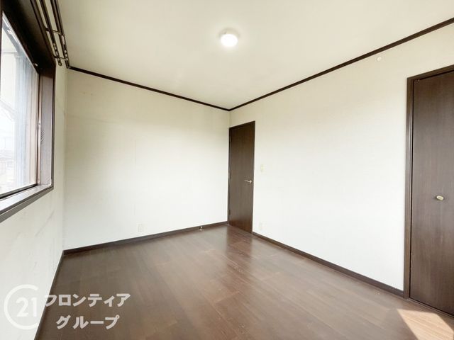 4LDK Detached House for Sale in Uji, Kyoto - 103.5 sqm - Thumbnail 3