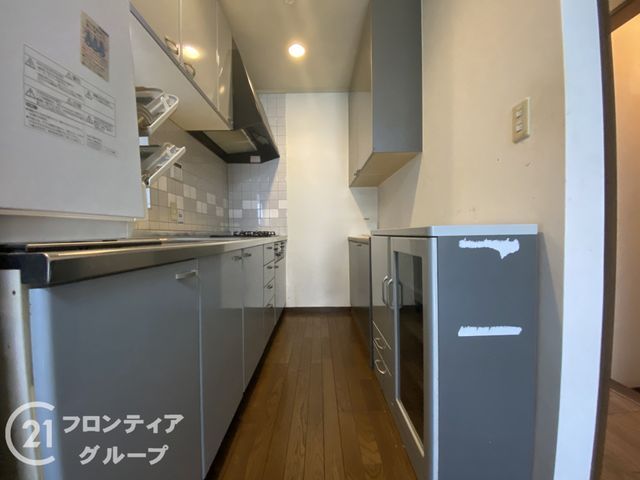 4LDK Family Home for Sale in Neyagawa City, Osaka - Thumbnail 4