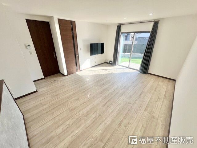4LDK Detached House for Sale in Koryo-cho, Nara - Thumbnail 2