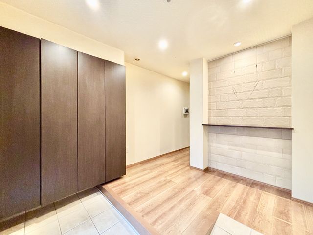 Modern 4SLDK Reinforced Concrete House in Tezukayama, Osaka - Thumbnail 3