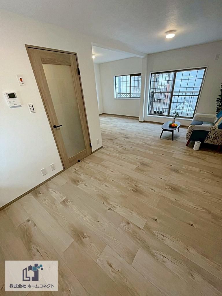 Renovated 4LDK Wooden House for Sale near Shimo Station, Moriguchi - Thumbnail 4