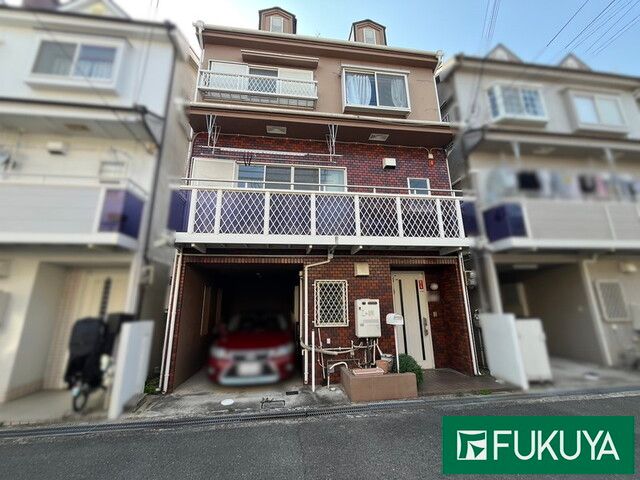 4LDK Detached House for Sale in Ibaraki, Osaka - 8 Min Walk to Station - Thumbnail 3