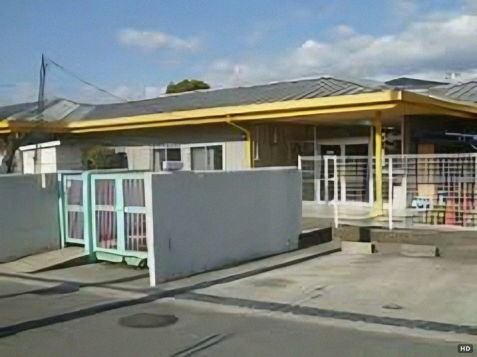 Two-Generation 4SDK House in Hirakata, Osaka for Sale - Thumbnail 2