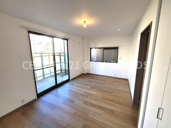 4LDK Renovated House in Takatsuki, Osaka - 129.10 sqm - Thumbnail 4