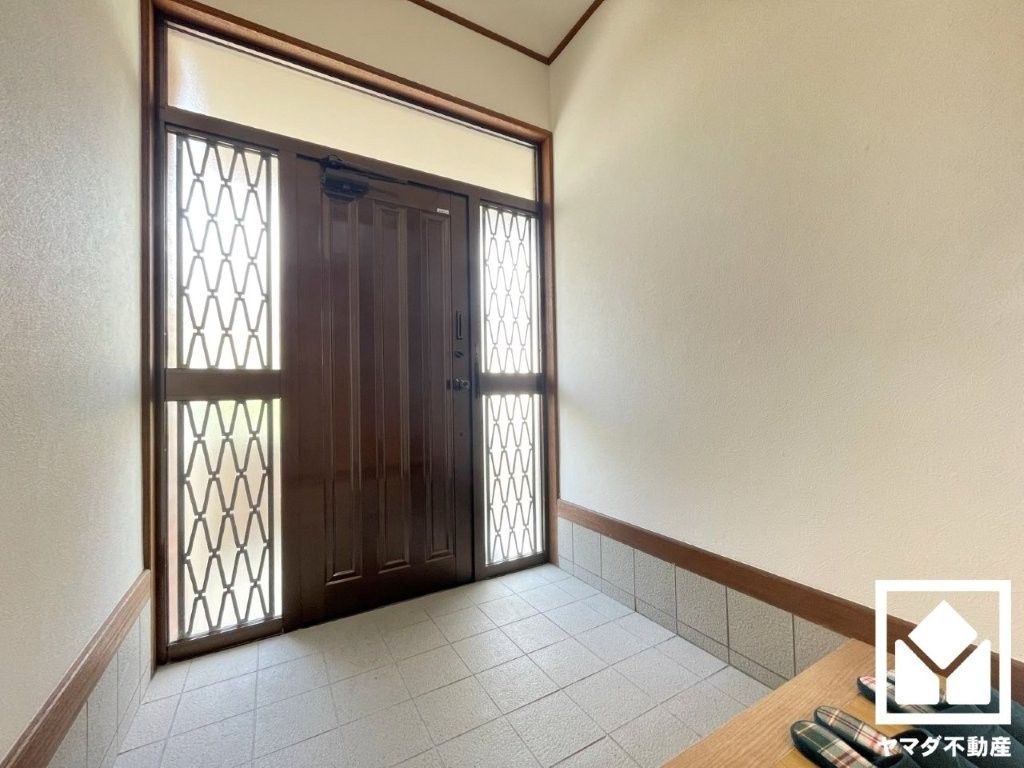 4LDK Detached House for Sale in Nishinomiya, Hyogo Prefecture - Thumbnail 3