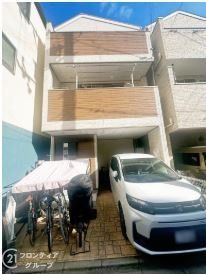 4LDK House for Sale in Nishiyodogawa-ku, Osaka - Thumbnail 2