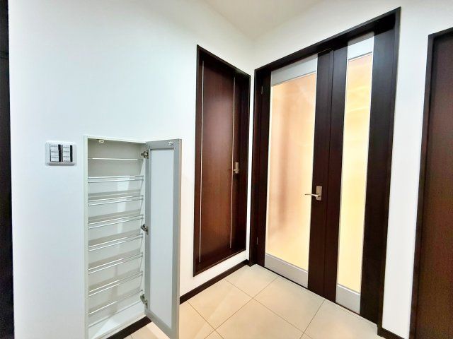 4LDK Detached House for Sale in Himeji, Hyogo - 8 Min Walk to Station - Thumbnail 3