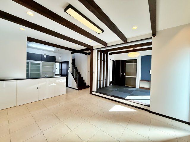 4LDK Detached House for Sale in Himeji, Hyogo - 8 Min Walk to Station - Thumbnail 4