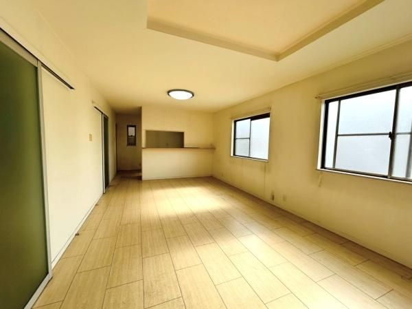 4LDK House for Sale in Settsu City, Osaka - 124 sqm - Thumbnail 3