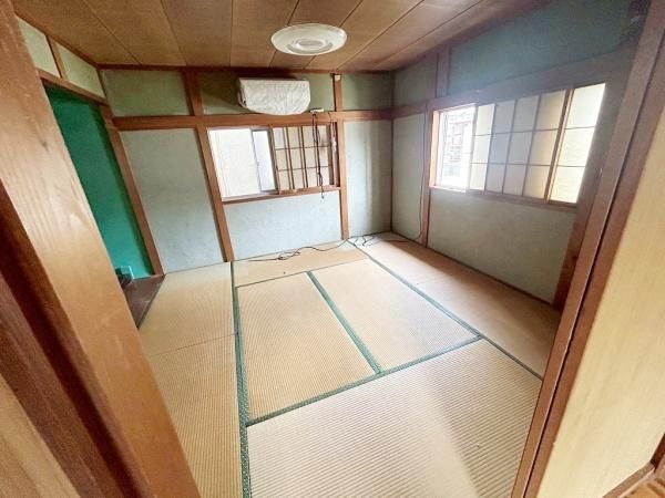 4K House for Sale in Sakai, Osaka - Compact 3-Story Home - Thumbnail 4