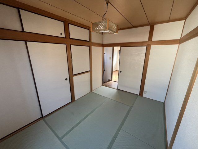 4LDK Steel House for Sale Near Yato Station, Higashiosaka - Thumbnail 3