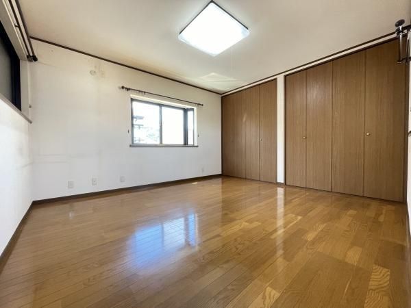 4LDK House for Sale in Katsuragi, Nara - 101.39m² - Thumbnail 2