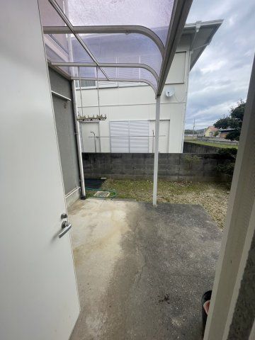 5LDK House for Sale in Wakayama City with Large Garden - Thumbnail 4