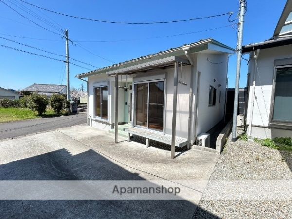 2LDK Rental House in Sanyo-cho, Miyazaki Prefecture - Thumbnail 2