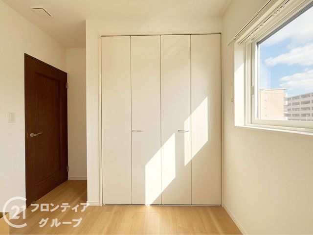 4LDK Detached House in Kyotanabe City, Kyoto - Thumbnail 2