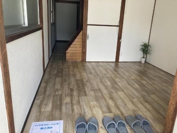 1975 2LDK House for Sale in Daito City, Osaka - Thumbnail 3